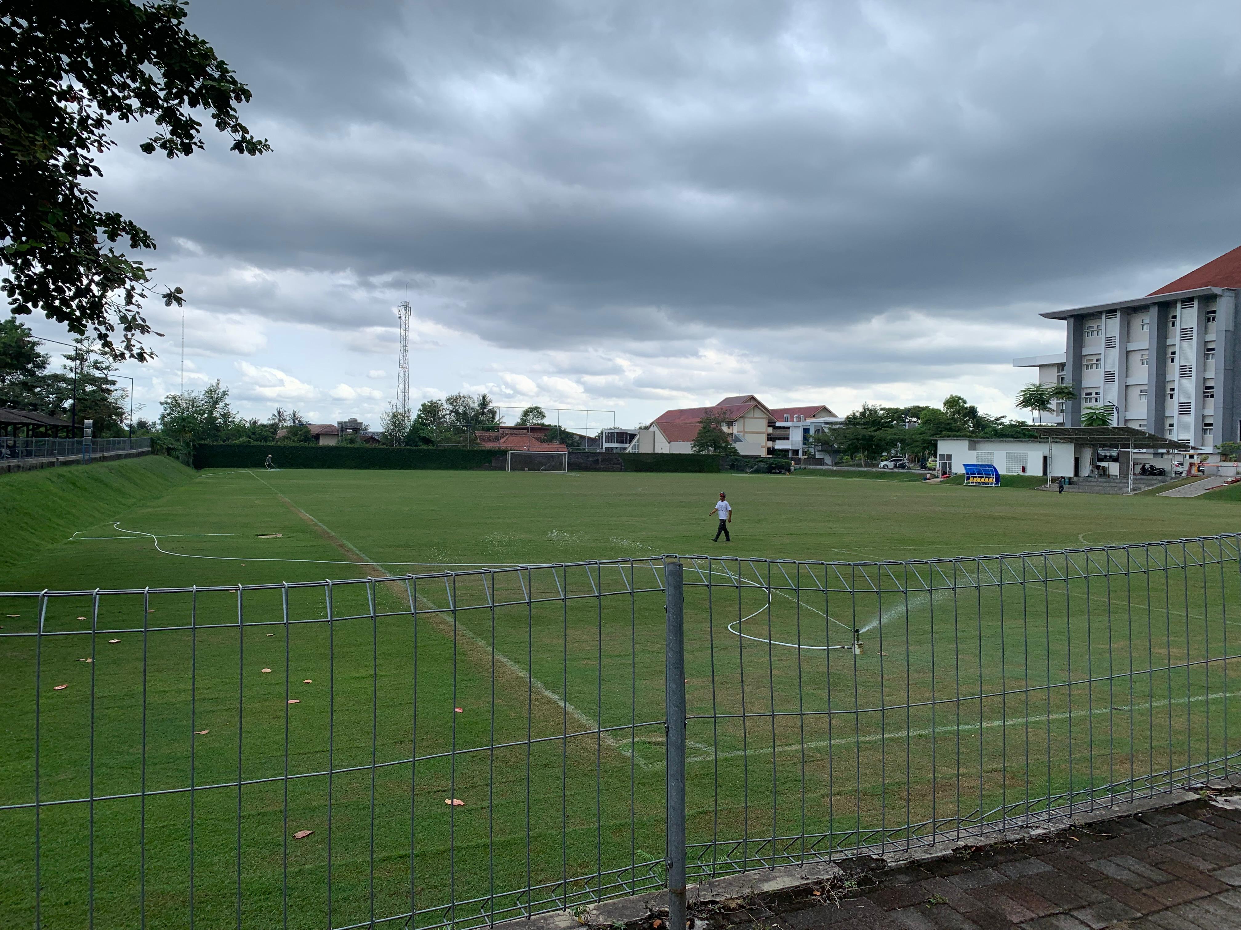 Foto Lapangan Bola UII